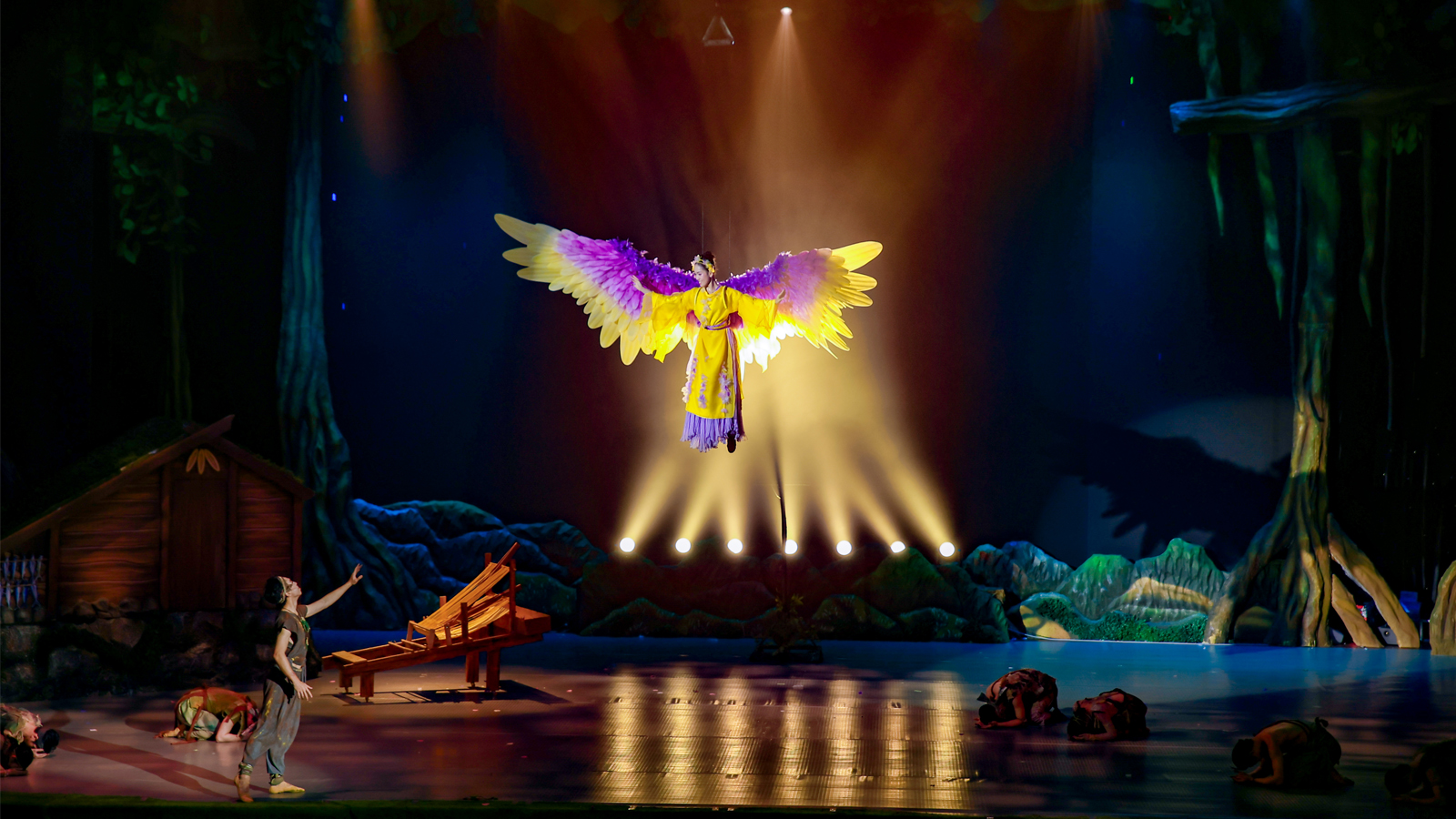 Không Gian Biểu Diễn Độc Đáo tại Show