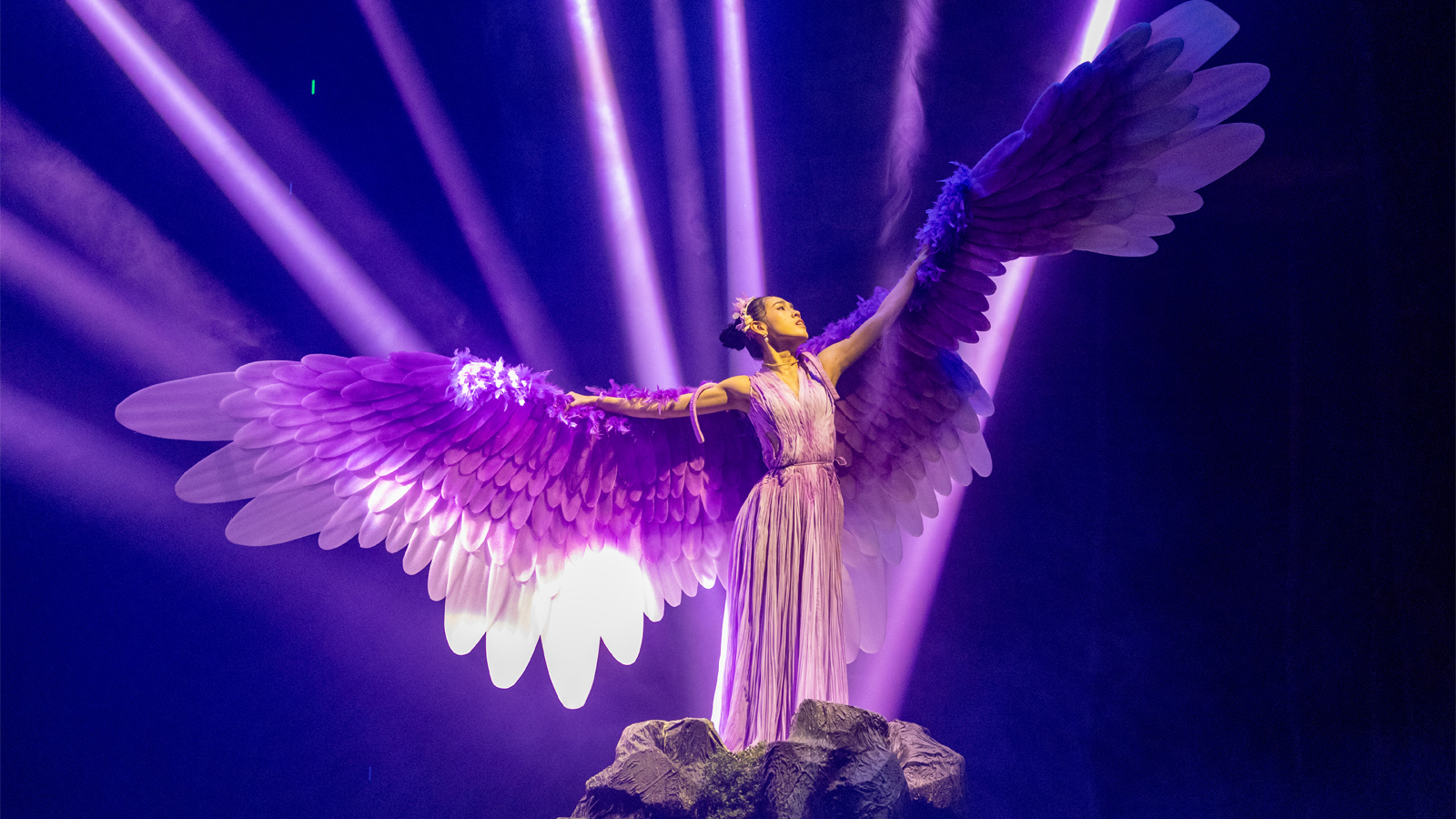 Trải Nghiệm Nghệ Thuật Tại Show Tiên Sa