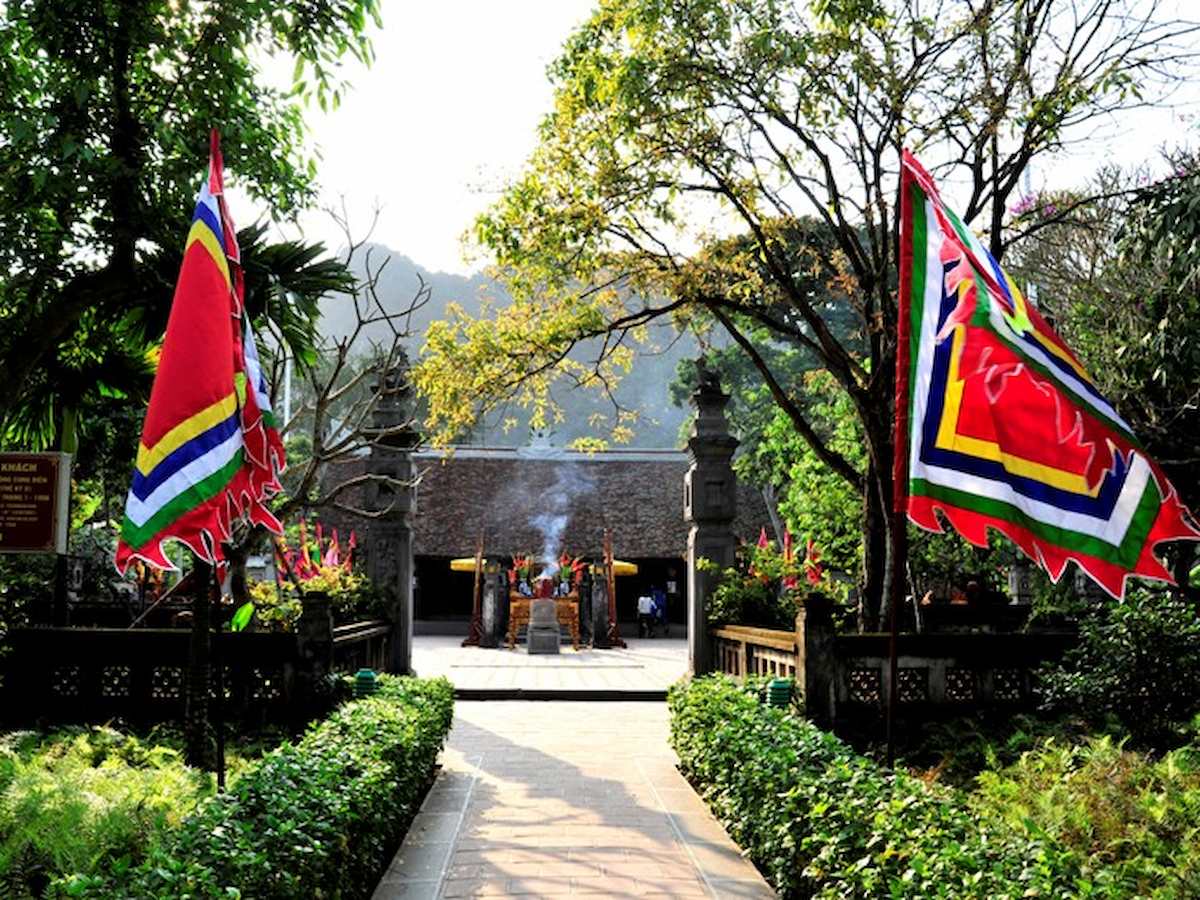 ve-tham-quan-co-do-hoa-lu-gia-ve-diem-den-va-kinh-nghiem-du-lich-phan-van-travel-4