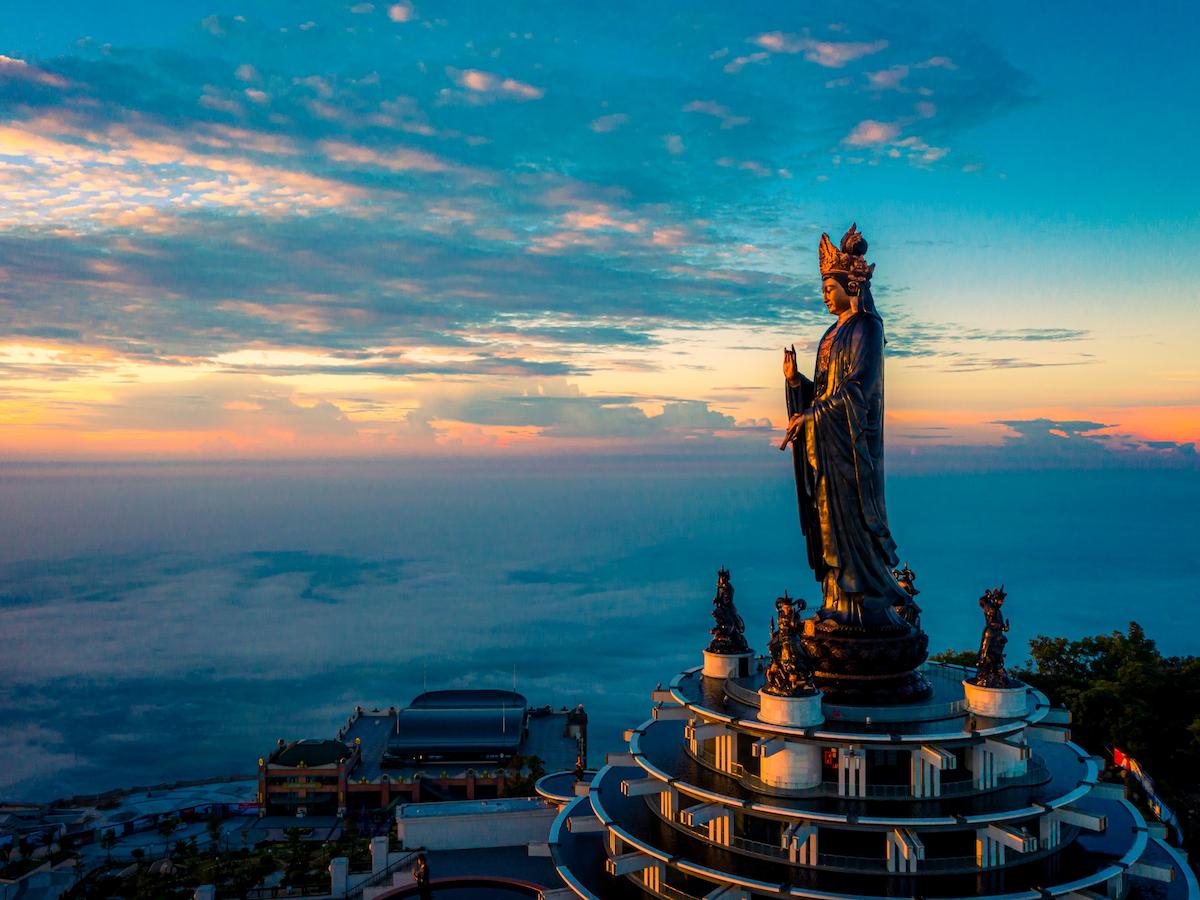 ve-tham-quan-nui-ba-den-kinh-nghiem-du-lich-ve-cap-treo-phan-van-travel-10