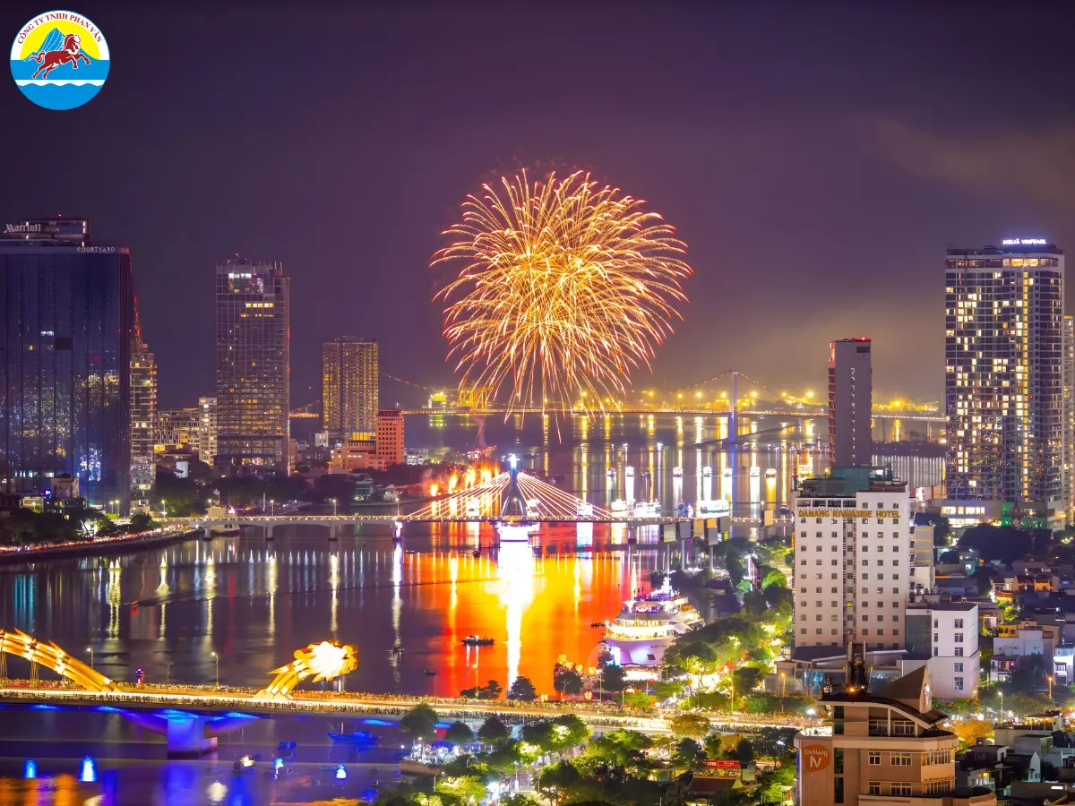 Phan Văn Travel cung cấp vé pháo hoa Đà Nẵng chỉ với 3 bước