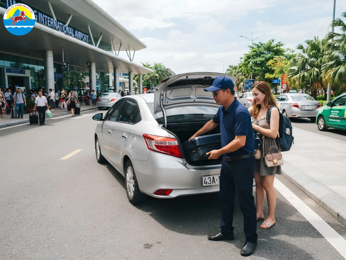 xe 5 chỗ chở được mấy người