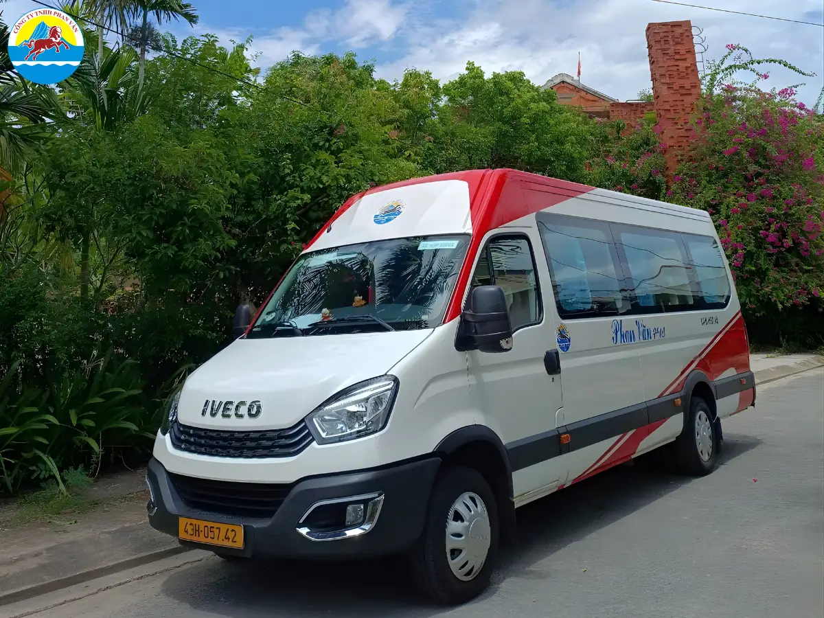 Có thể đặt xe đến thẳng Đà Nẵng mà không cần chuyển phương tiện trung gian.