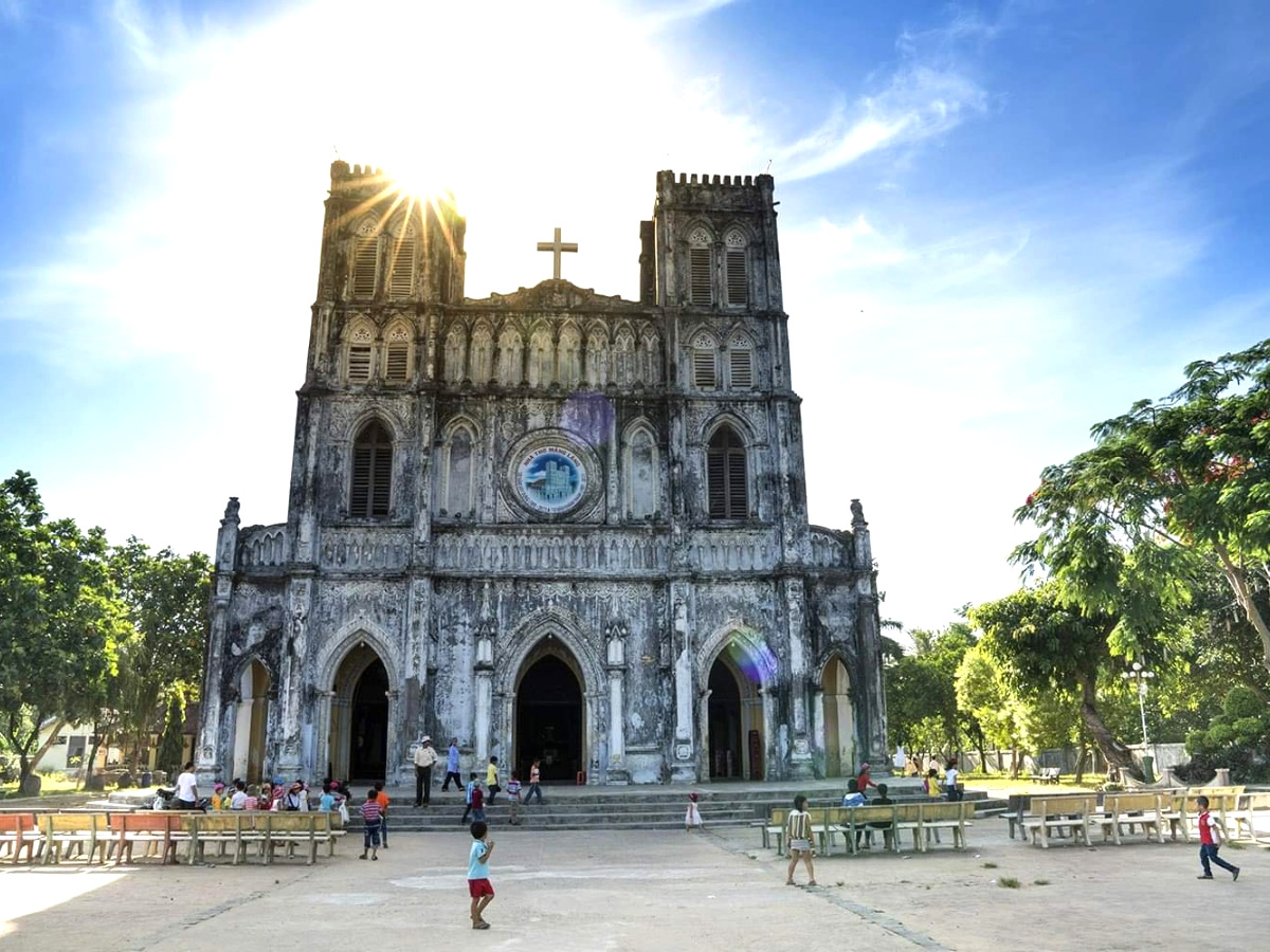 Nhà thờ Mằng Lăng