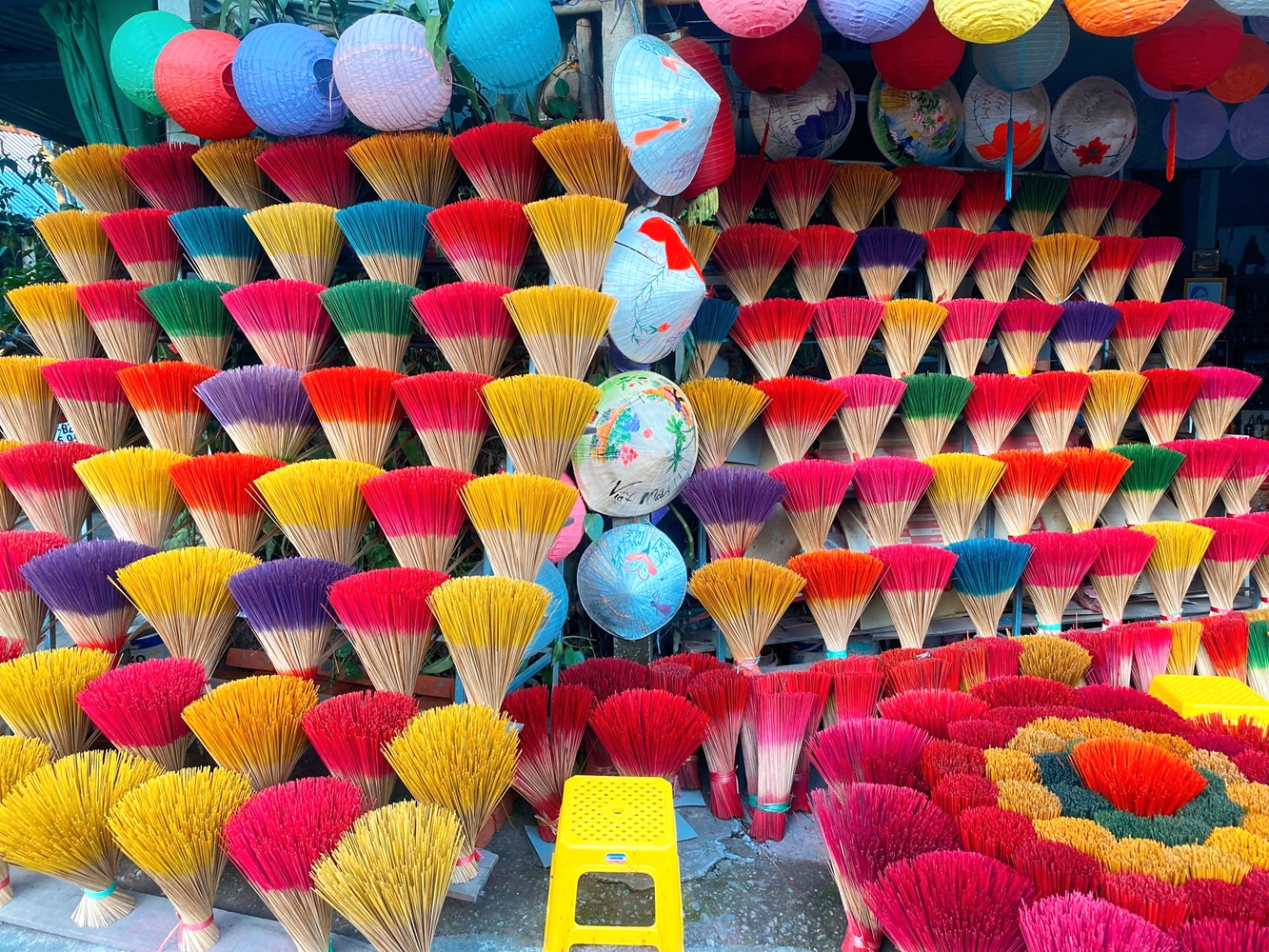 Check in tại Làng Hương Thủy Xuân