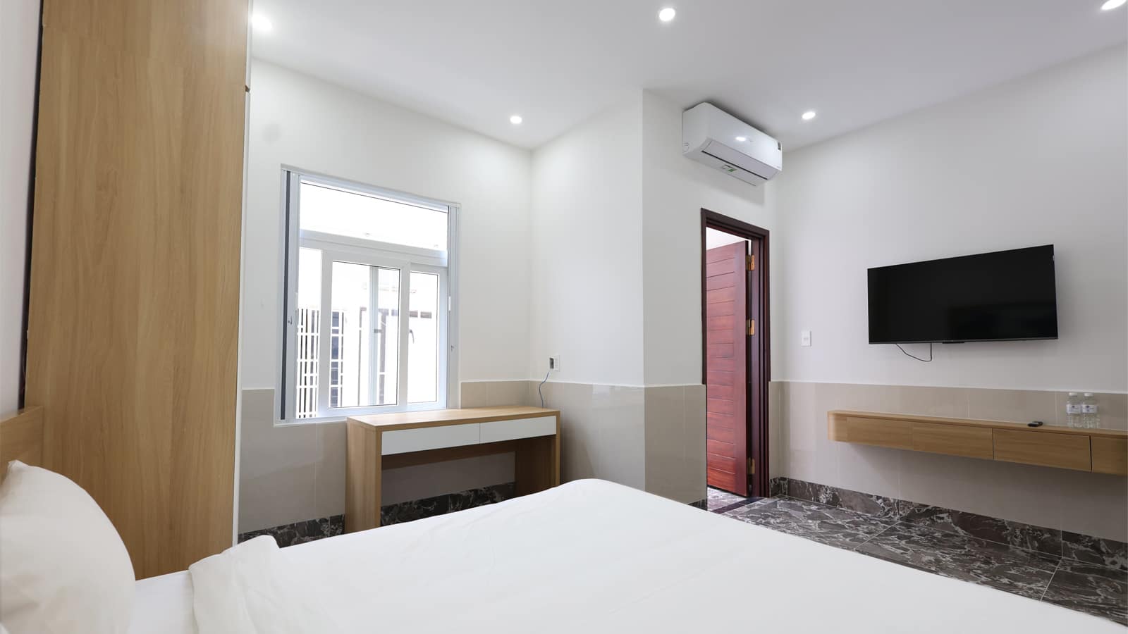 Căn Hộ Cao Cấp Có Bồn Tắm Và Ban Công