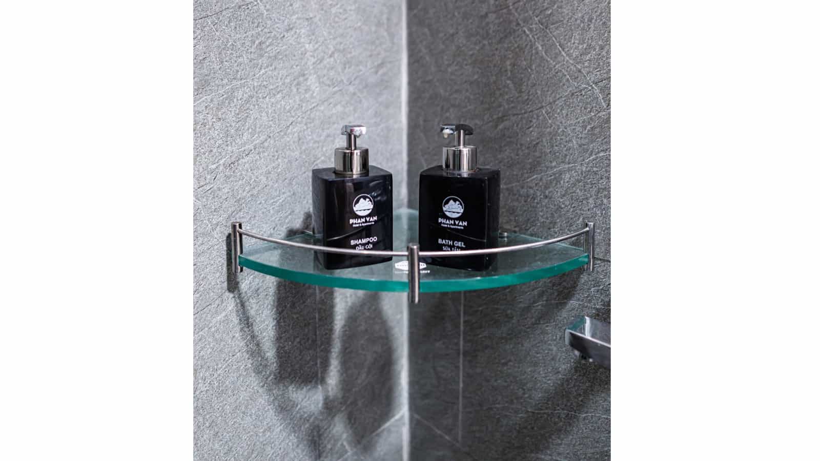 Căn Hộ Deluxe Giường Đôi Có Ban Công Rộng Và View Thành Phố