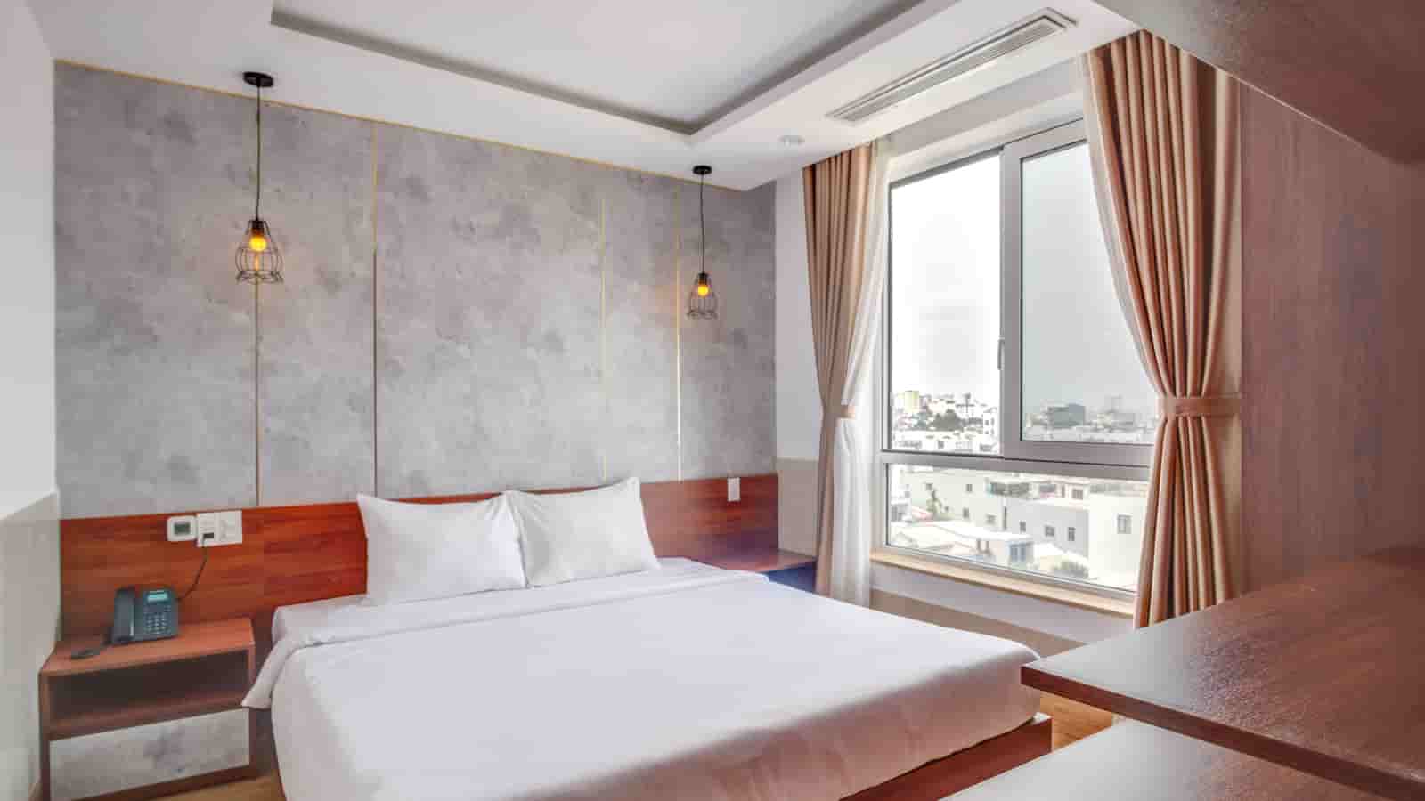 Khách Sạn Phan Văn