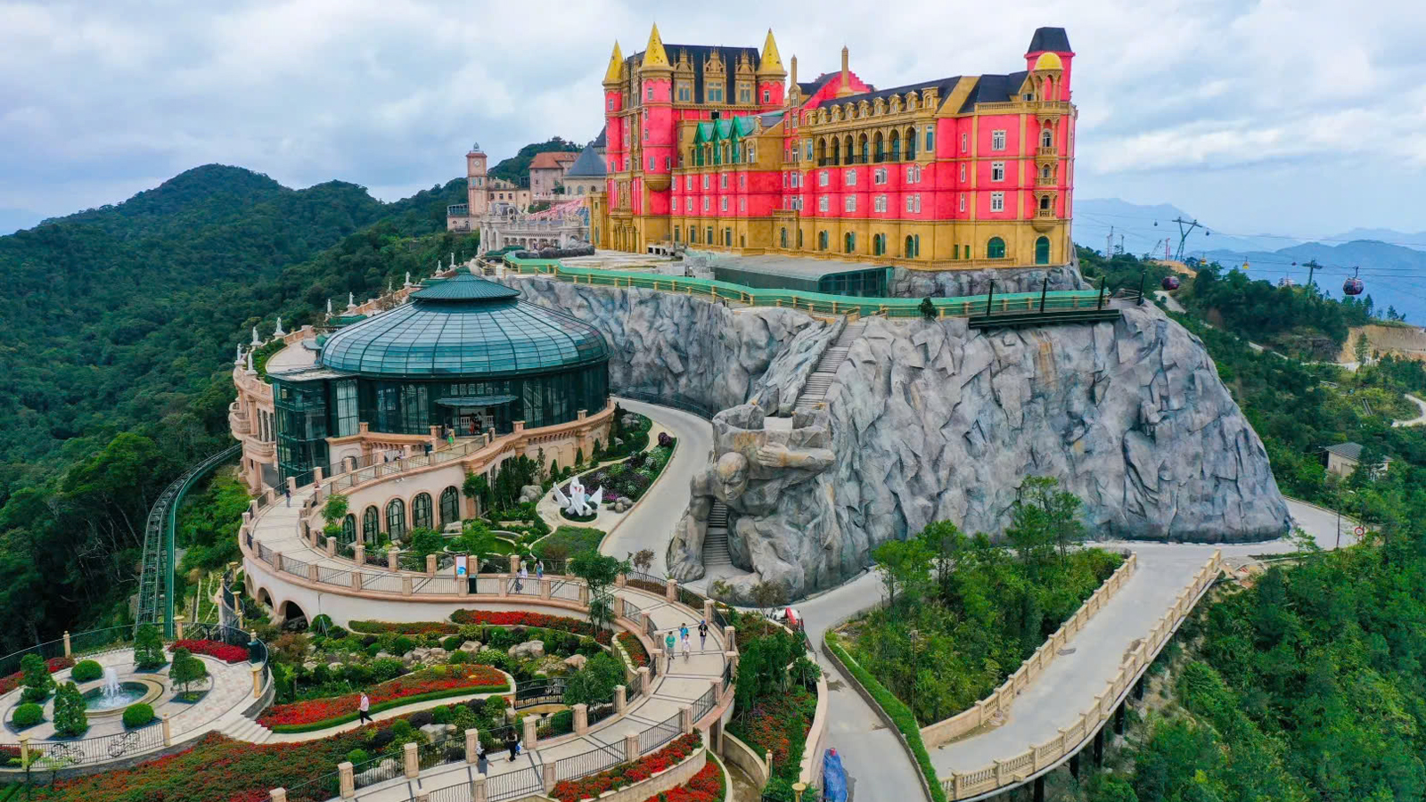 Tour Ghép Quảng Bình - Đà Nẵng - Hội An - Bà Nà - Núi Thần Tài - Quảng Bình 4N3Đ