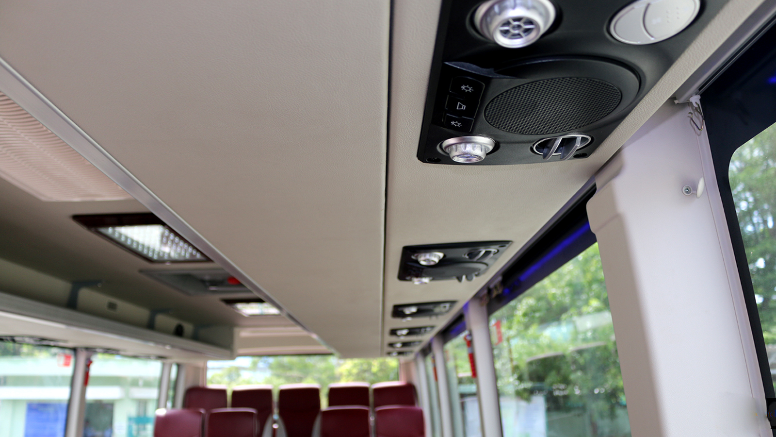 Cho Thuê Xe Isuzu Samco 34 Chỗ