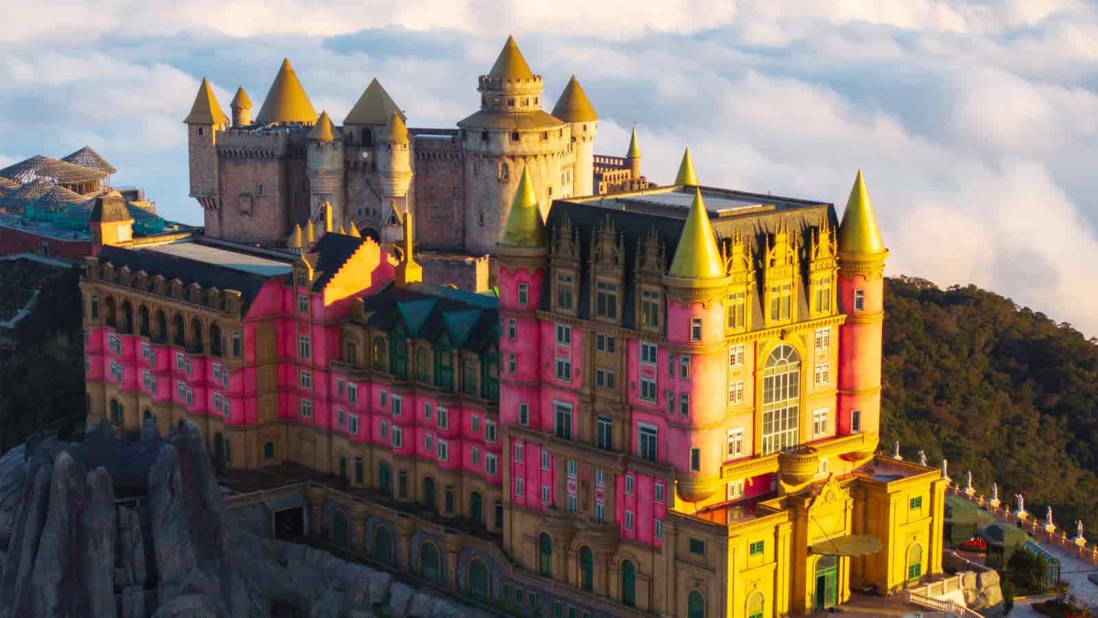 Vé Bà Nà Hills COMBO Đêm Lên Cáp Sau 18h/ Khách Ngoại Tỉnh