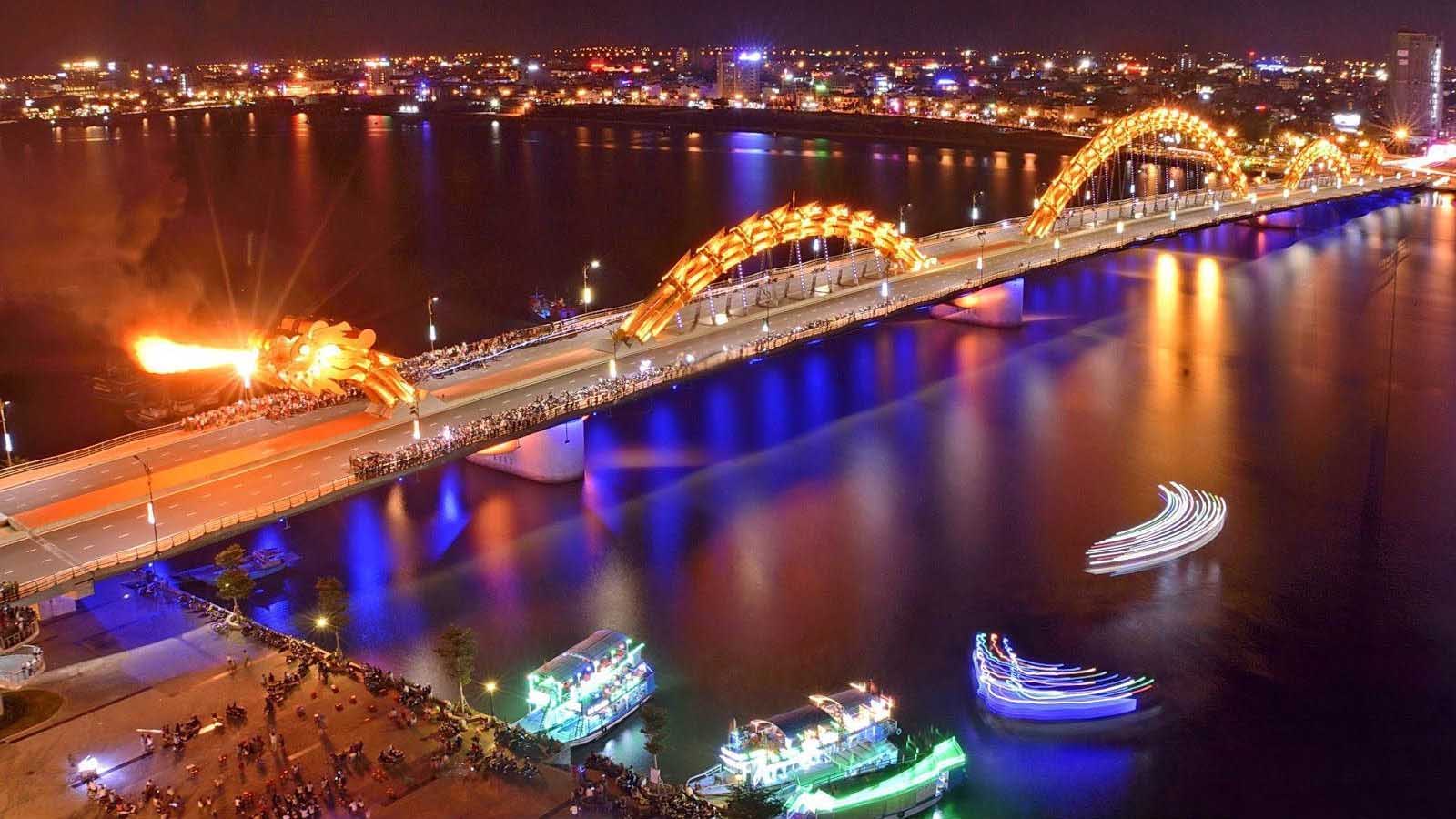 Vé du thuyền sông Hàn suất xem phun lửa