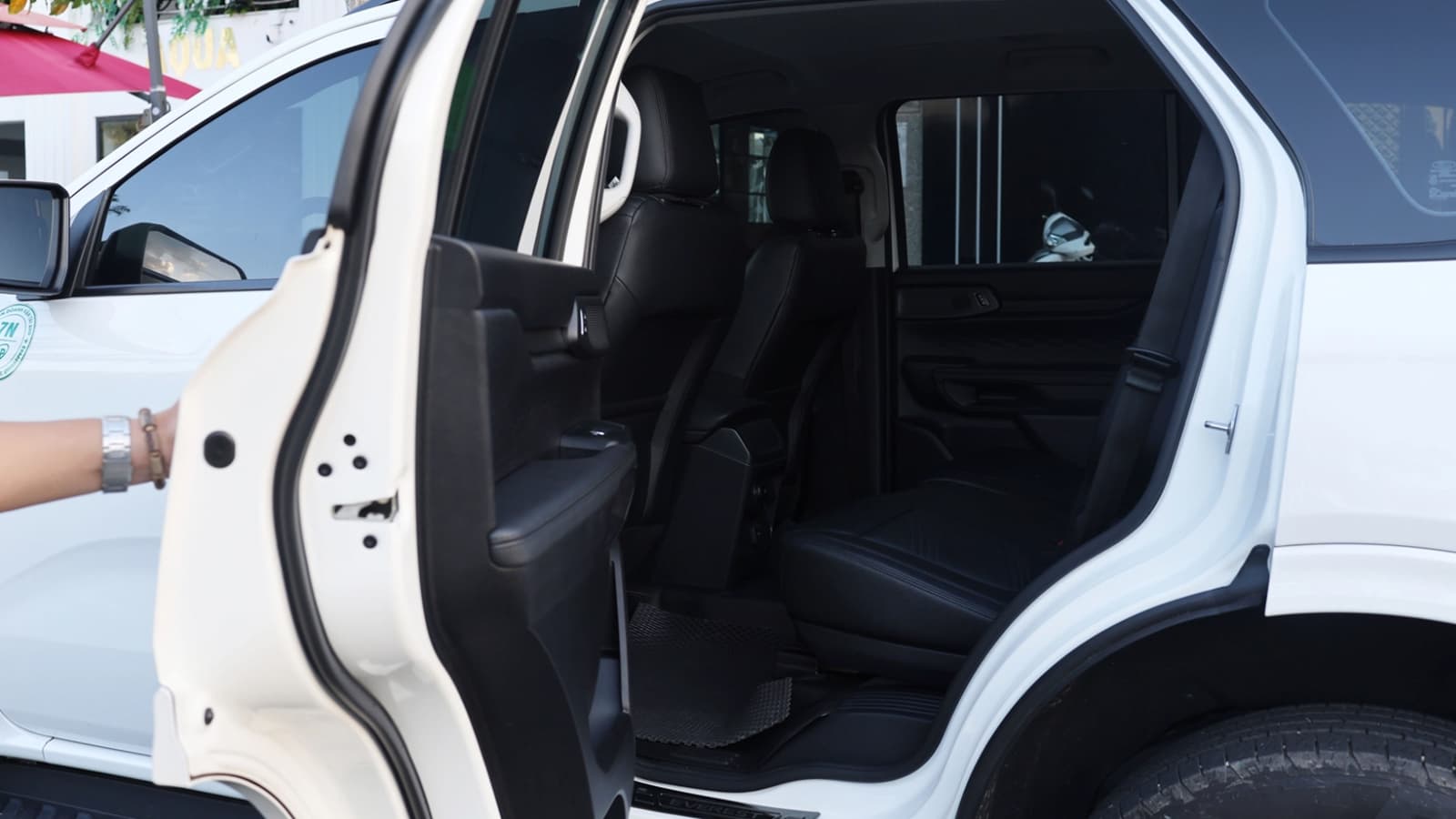 Cho Thuê Xe Ford Everest