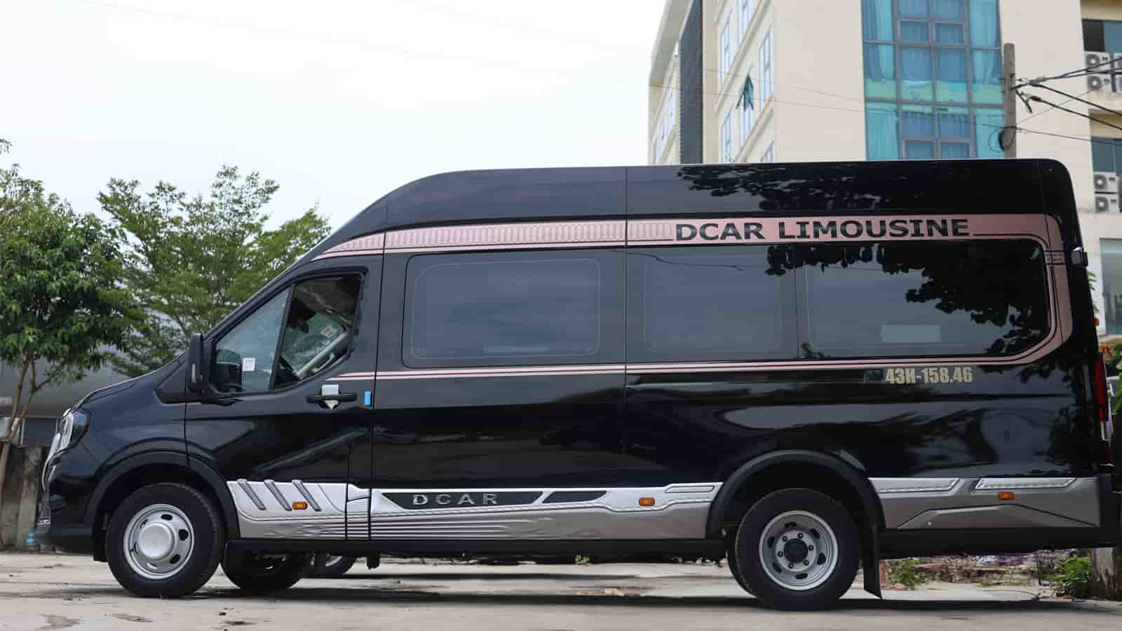 Cho Thuê Xe Limousine 12 Chỗ
