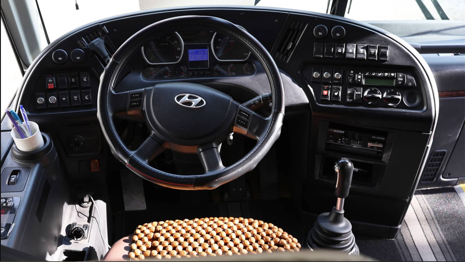 Cho Thuê Xe Limousine 19 Chỗ