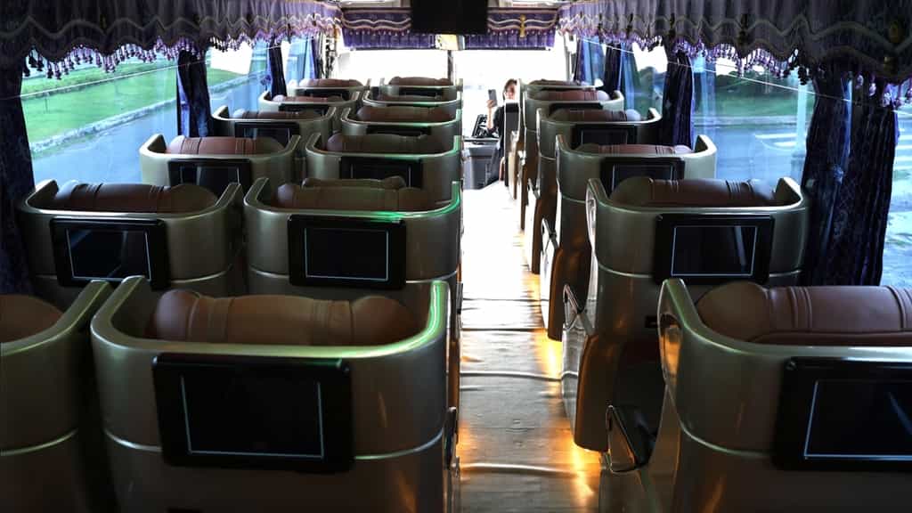 Cho Thuê Xe Limousine 29 Chỗ