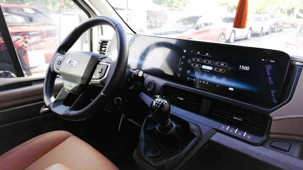 Cho Thuê Xe Limousine 9 Chỗ
