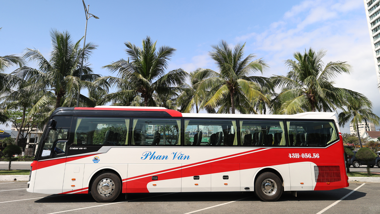 Cho Thuê Xe Thaco Cruizer 45 Chỗ