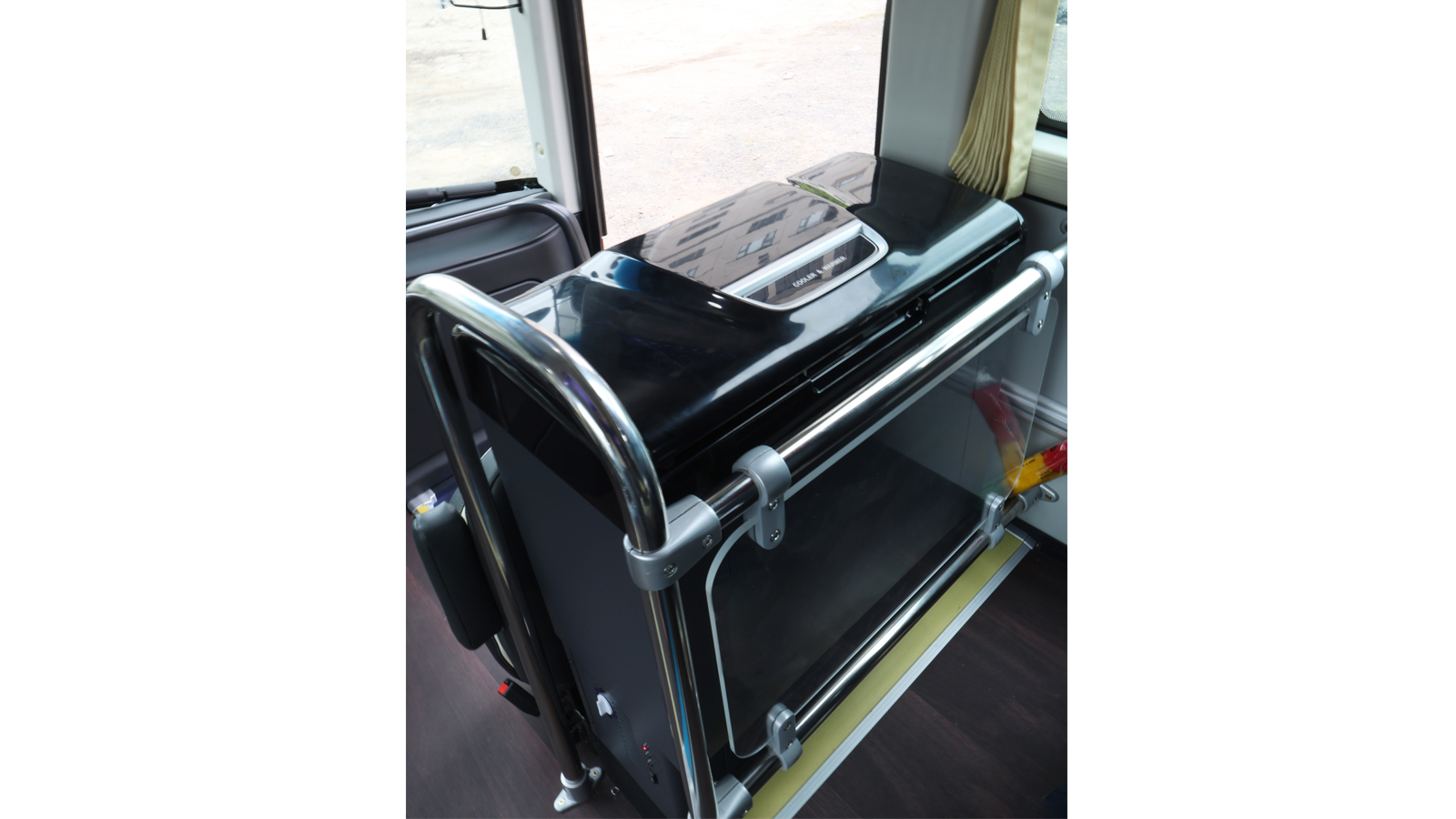 Cho Thuê Xe Thaco Cruizer 45 Chỗ