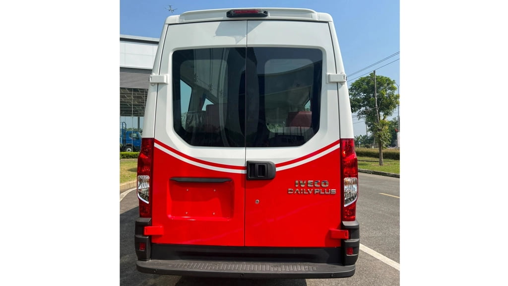 Cho Thuê Xe Thaco Iveco 16 Chỗ