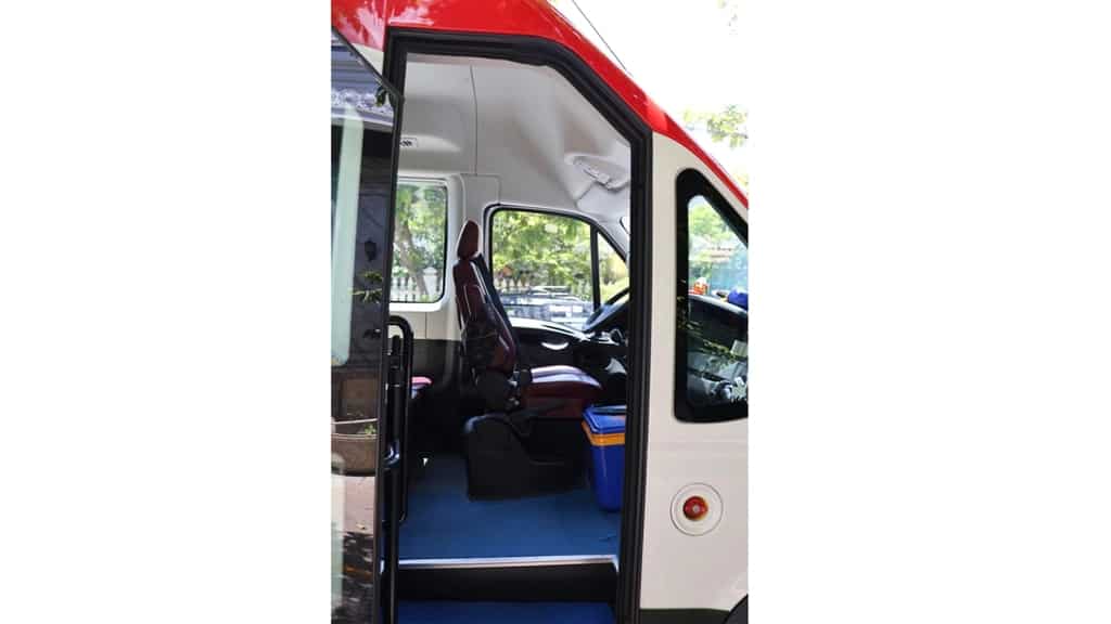 Cho Thuê Xe Thaco Iveco 19 Chỗ