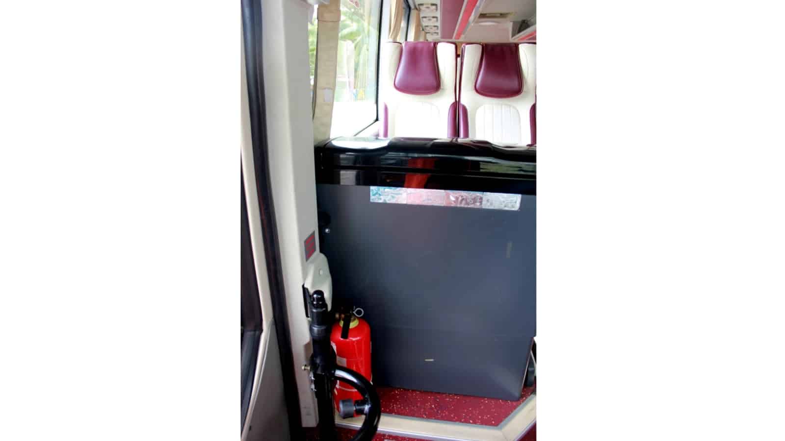 Cho Thuê Xe Thaco Universe 45 Chỗ