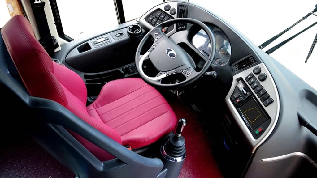 Cho Thuê Xe Thaco Universe 45 Chỗ