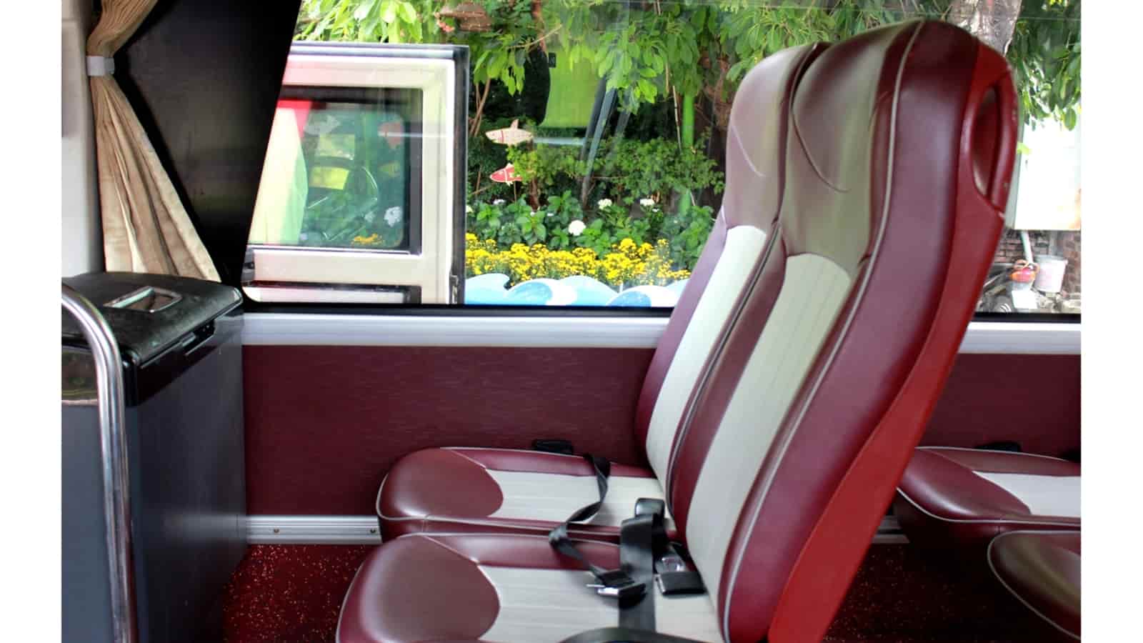 Cho Thuê Xe Thaco Universe 45 Chỗ