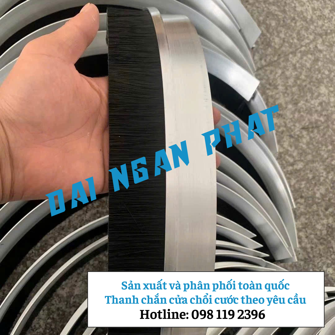 Sản Xuất Thanh cước chải, ron chắn chân cửa gạt bụi đế nhôm theo yêu cầu