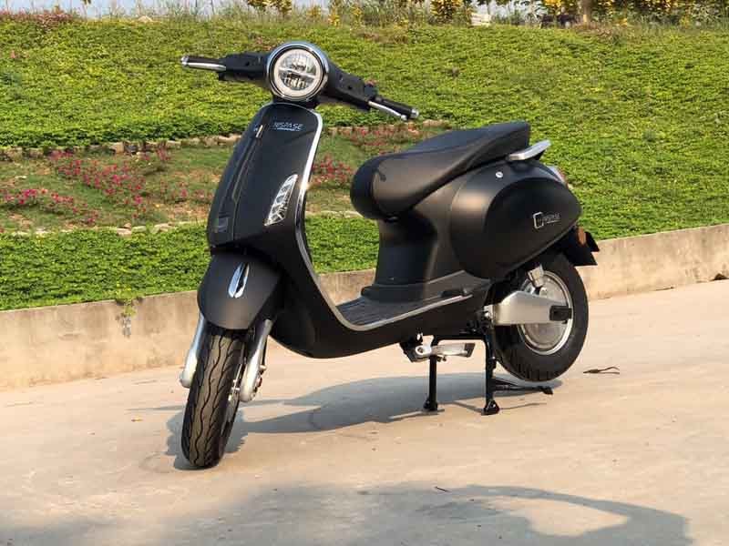 Xe máy điện Vespa SE Osakar