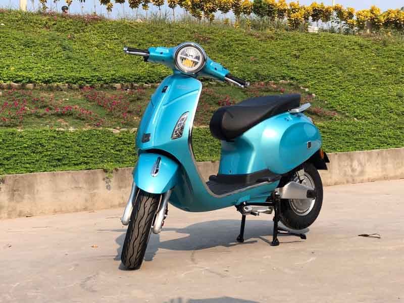 Xe máy điện Vespa SE Osakar