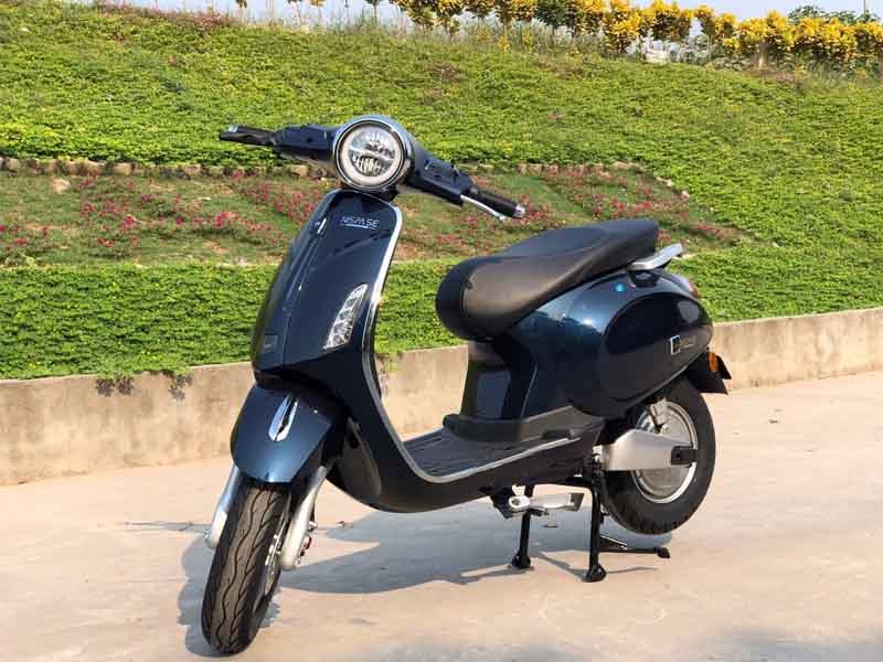 Xe máy điện Vespa SE Osakar