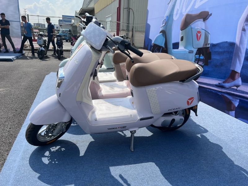 Xe Máy Điện Yadea ORLA