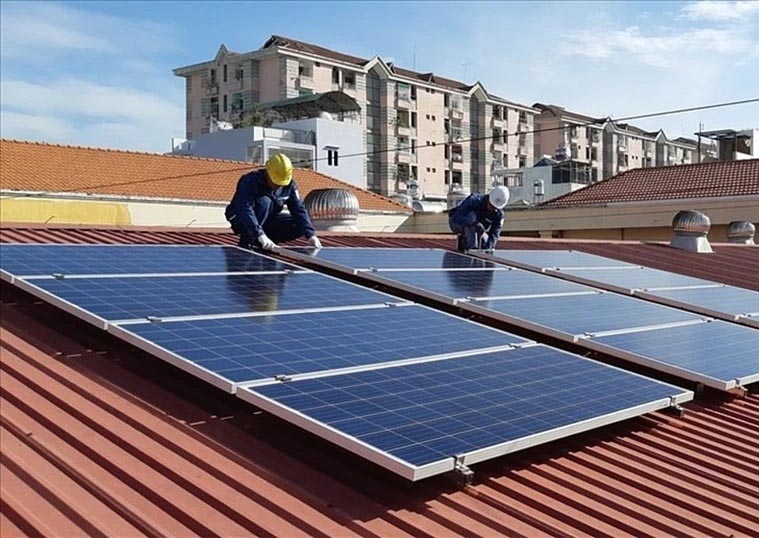 Có cơ chế khuyến khích lắp điện mặt trời áp mái