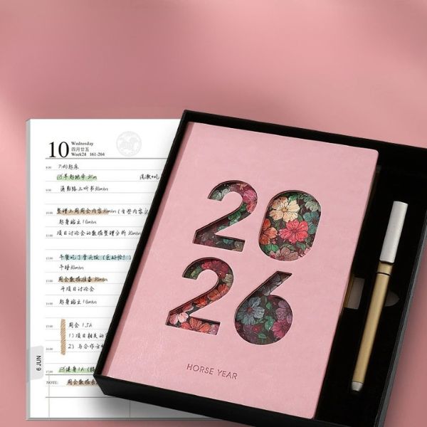 [ Set 2 Bộ ] Quà Tặng [ Sổ Kế Hoạch 2026 A5 400 Trang + Bút ] - 18119