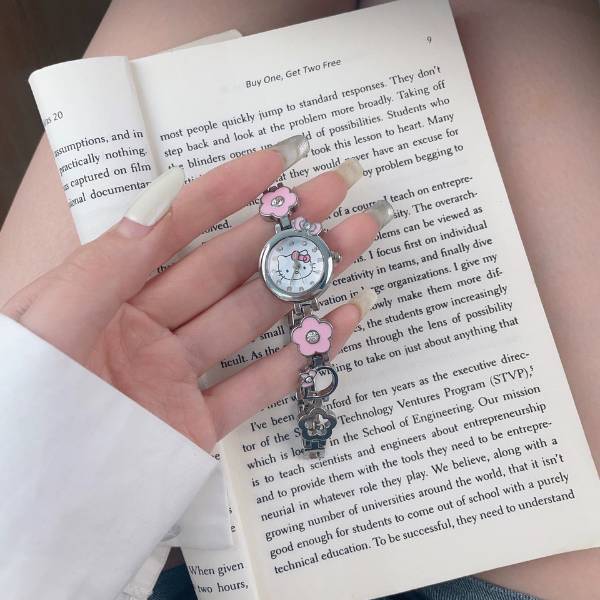 [ Set 5 Cái ] Đồng Hồ Hello Kitty - 21404