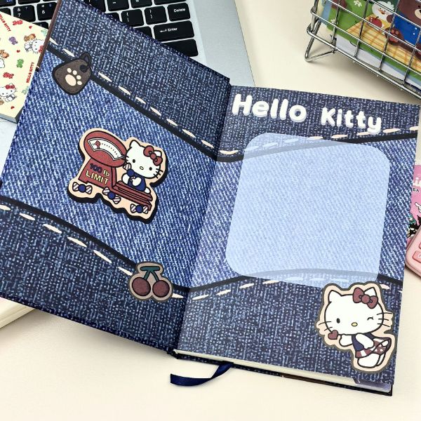 [ Set 5 Quyển ] Sổ Nhật Ký Hello Kitty - 922592
