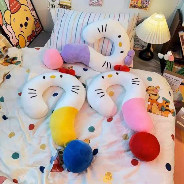 [ Set 2 Cái ] Gối Chữ U Hello Kitty - 20687