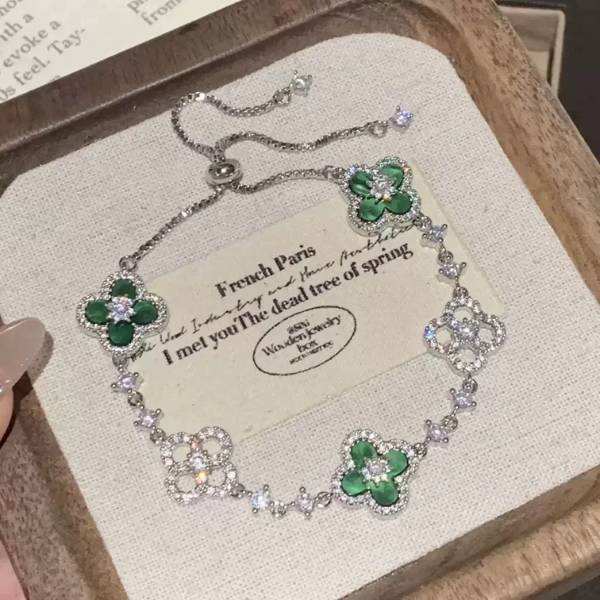 [ Set 5 Cái ] Vòng Tay [ Titan ] - 21219