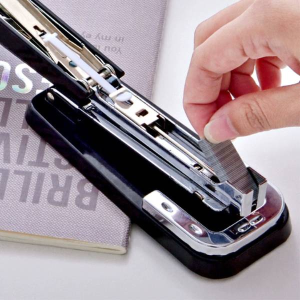 [ Set 5 Hộp ] Bấm Giấy 360 Deli [ Ghim 24/6 ] - 20455