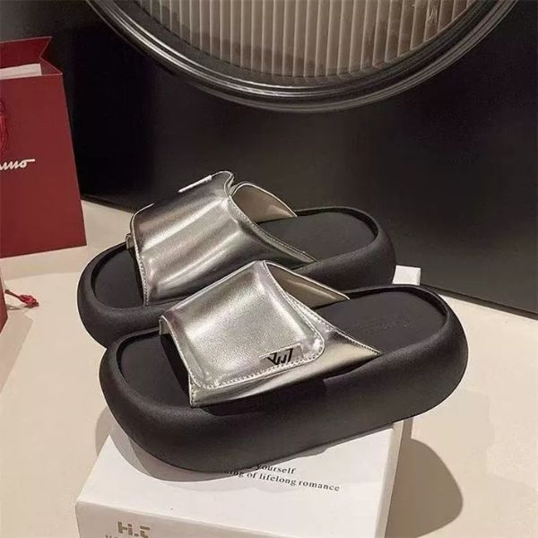 [ Set 2 Đôi ] Dép [ Size 35/36/38/39/40 ] - 16368