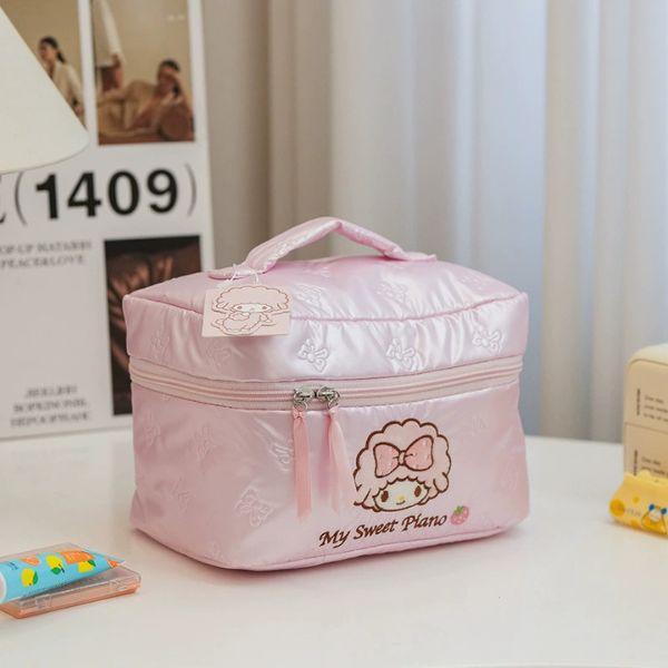 [ Set 2 Cái ] Túi Đựng Mỹ Phẩm / Dụng Cụ Trang Điểm Hello Kitty - 17489