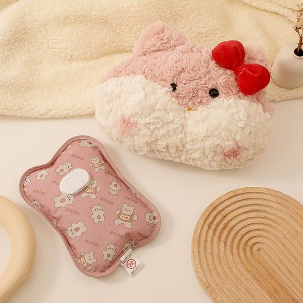 [ Set 2 Cái ] Túi Sưởi Cao Cấp [ Ruột Đã Chứa Nước Chuẩn Quốc Tế Về Cháy Nổ / Kèm Bộ Sạc Nhanh 7 Phút / Dùng Lên Đến 8 Giờ ] - 18005