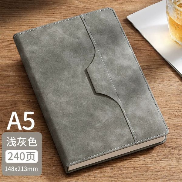 [ Set 2 Quyển ] Sổ Bìa Da Có Ngăn Đựng Bút [ A5 - 240 Trang ] - 18120