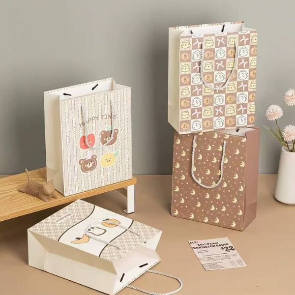 [ Set 24 Cái ] Túi Quà [ 19.5*9.5*24.5cm / Nhiều Mẫu ] - 22145