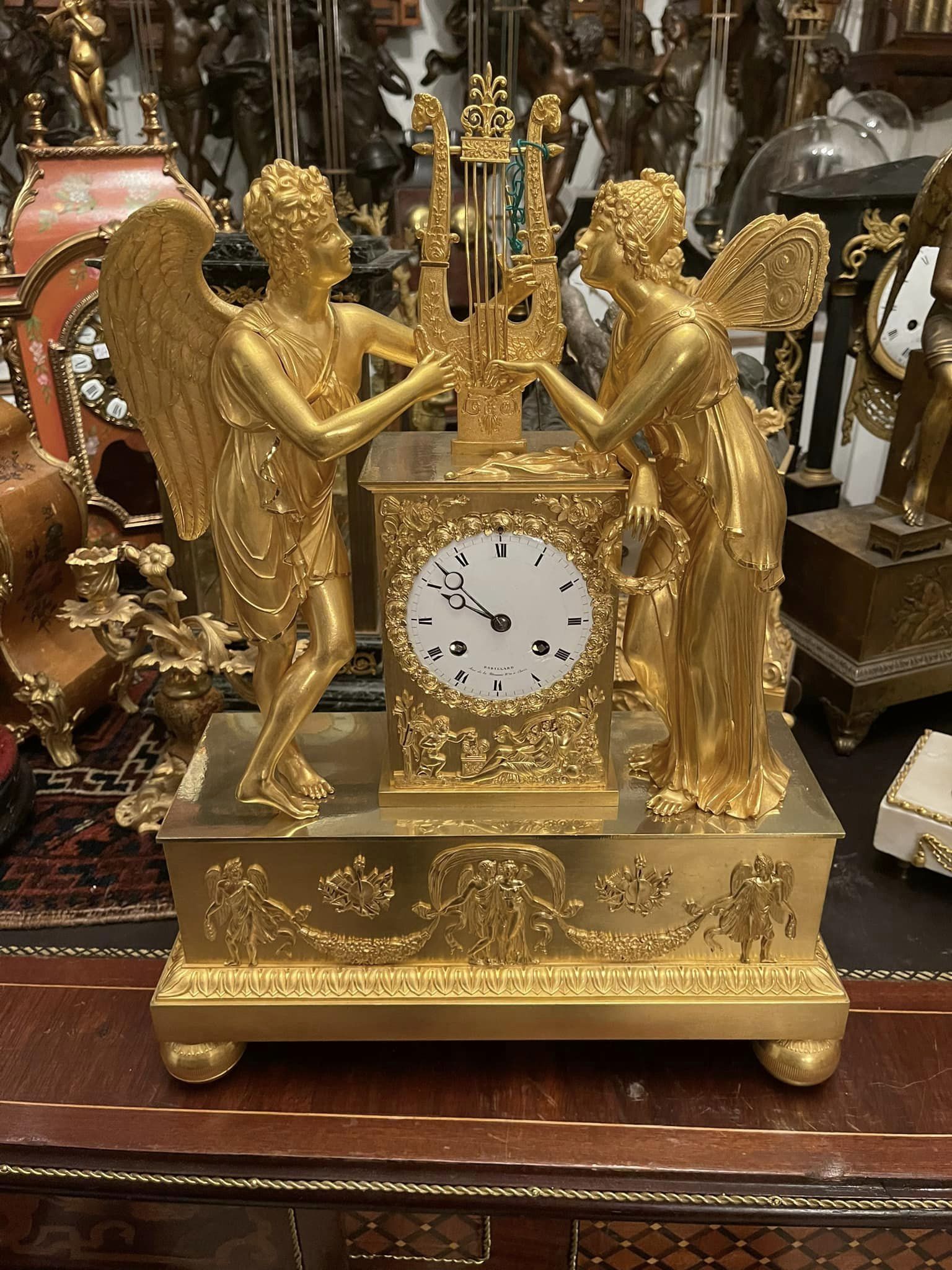 Đồng hồ pháp cổ