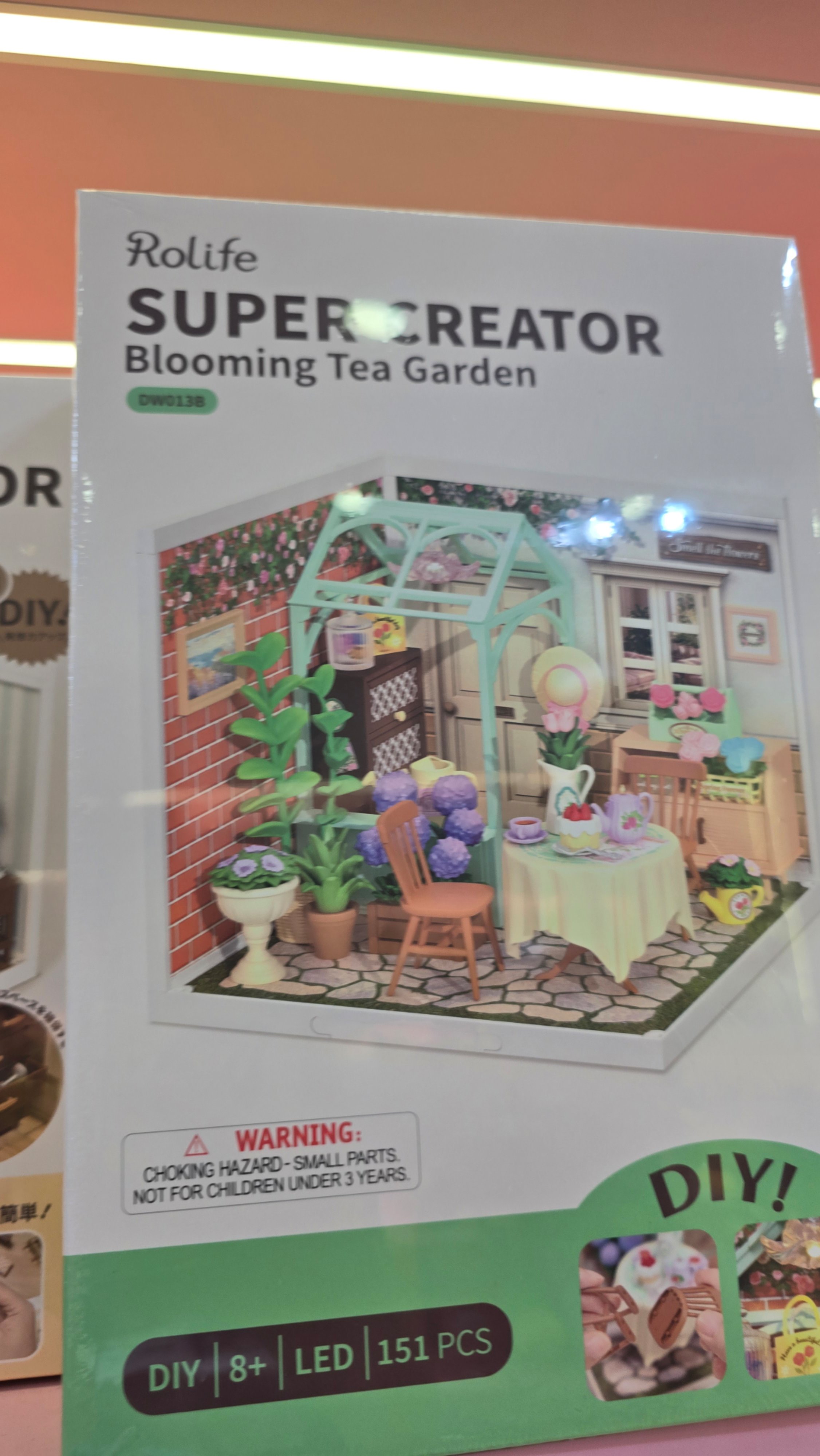 Mô Hình Lắp Ghép Nhà Robotime Rolife Super Creator DIY Miniature House
