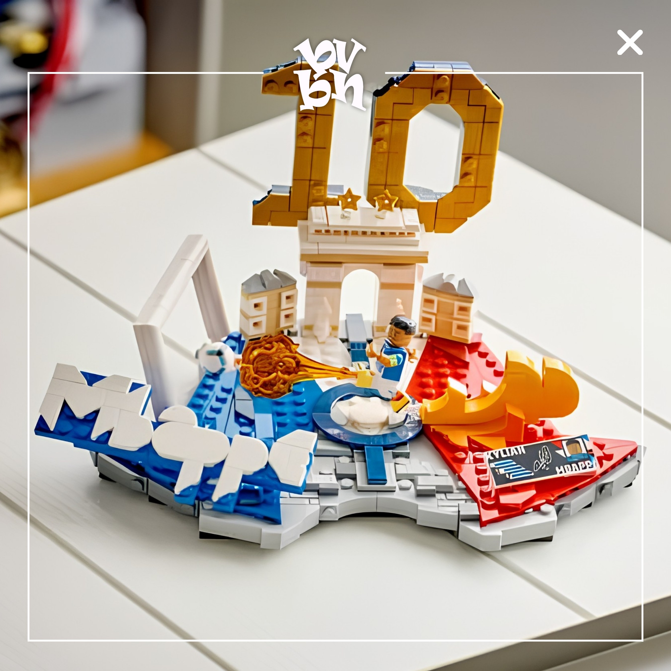 Đồ Chơi Lắp Ráp Biểu Tượng Sân Cỏ Kylian Mbappé LEGO EDITIONS SPORTS