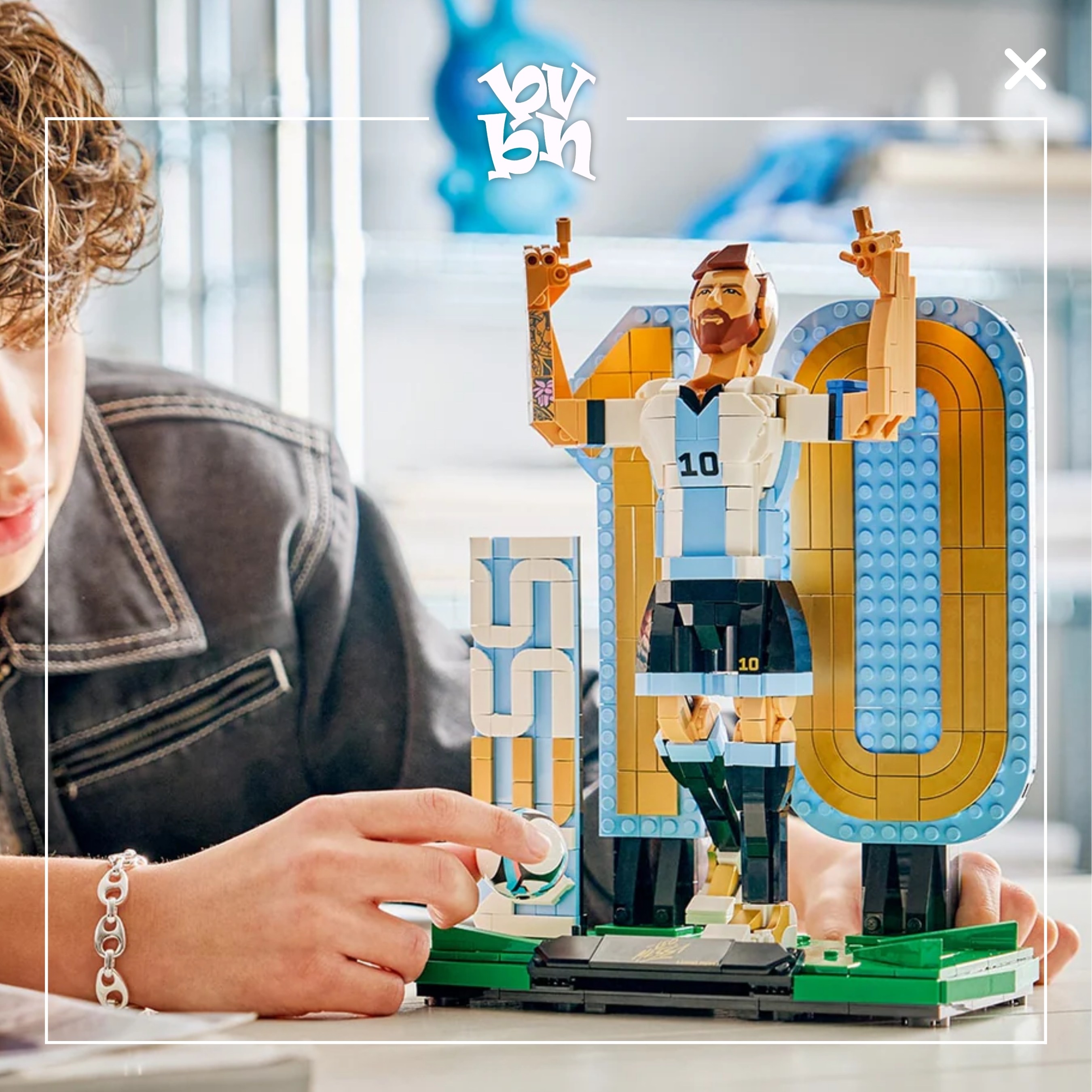 Đồ Chơi Lắp Ráp 2-Trong-1 Huyền Thoại Bóng Đá Lionel Messi LEGO EDITIONS SPORTS