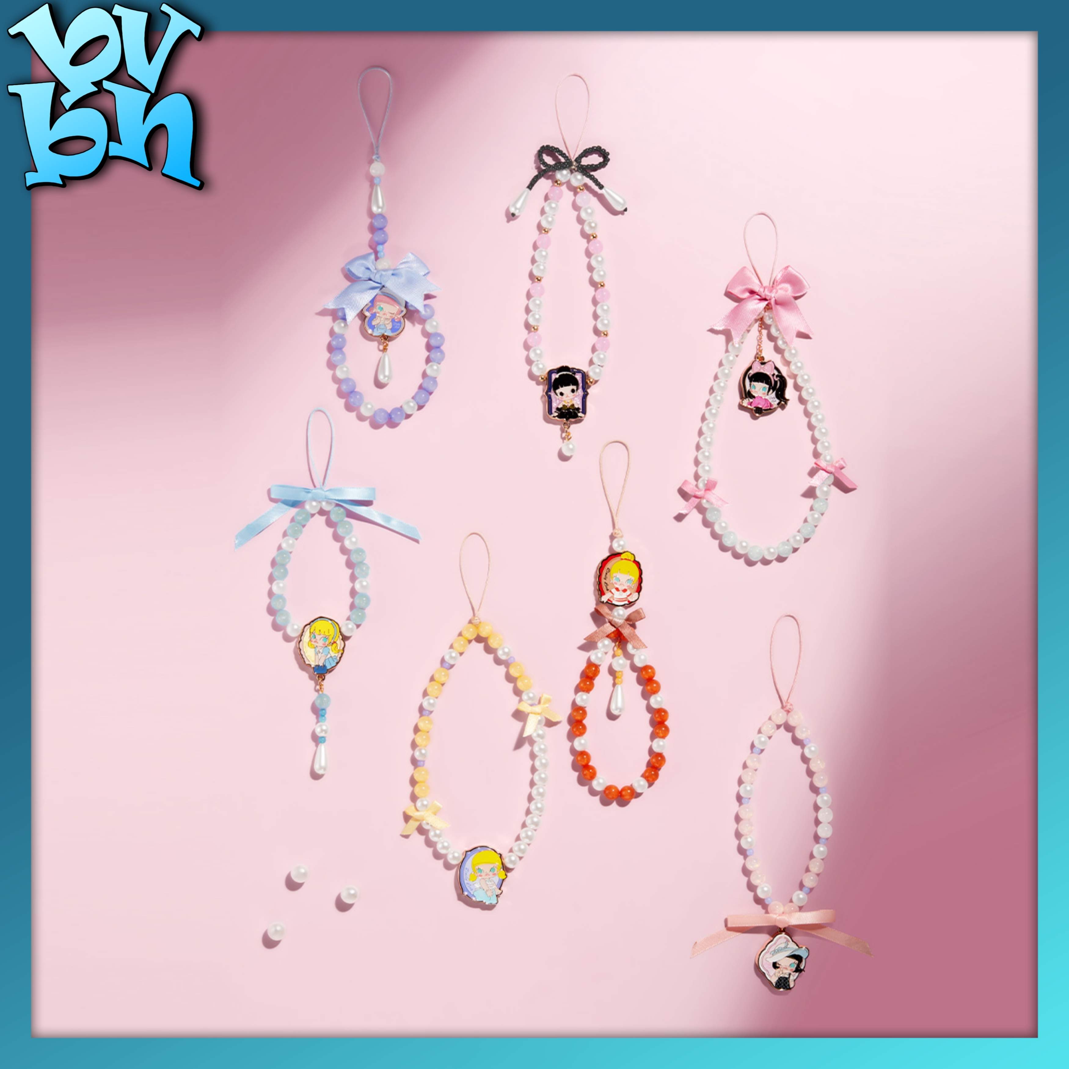 Molly Daily Look Series Phone Charm Blindbox